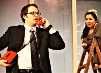 Teatrul de Stat Constanța – Cadou de Mărțișor și 8 Martie: DOUĂ DOAMNE SAU DOMNIȘOARE CU UN SINGUR BILET
