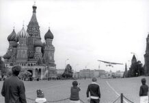 LECȚIA DE ISTORIE – 28 mai: Zborul istoric al lui Mathias Rust, tânărul german care a aterizat cu un mic avion în mijlocul Pieței Roșii din Moscova