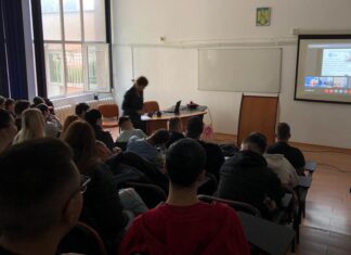Lecţie naţională de educaţie financiară, la Liceul Tehnologic „Ion Bănescu”