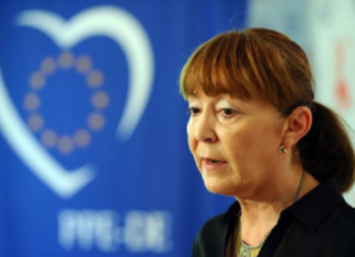 Încep să îmi revin din starea de şoc!” – Monica Macovei, implicată în accidentul rutier de la Mangalia