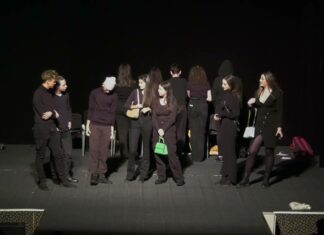(video) Secvențe din piesa de teatru ”Să taci!” – Trupa Thaliamar Mangalia
