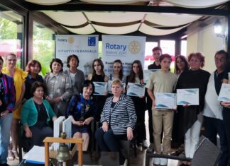 În cadrul proiectului „BURSA ROTARY – OLIMPICII MANGALIEI”, 10 elevi au fost premiați de Asociatia Rotary International Mangalia