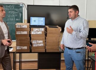 Școala Gimnazială „Sfântul Andrei” din Mangalia, dotată cu laptop-uri pentru elevi și profesori