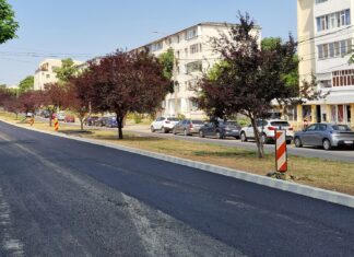 MANGALIA: Continuă lucrările de reabilitare a Bulevardului 1 Decembrie 1918