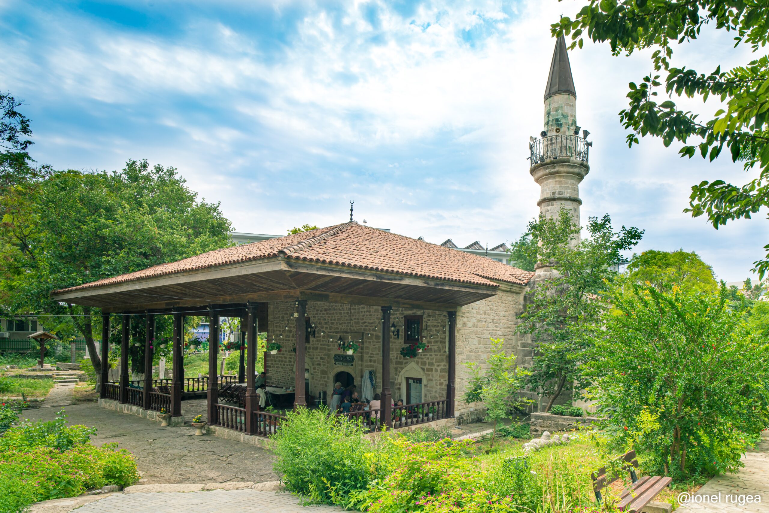 Moscheea Esmahan Sultan din Mangalia