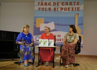 VIDEO: Lansare de carte la Târgul de Carte, Folk și Poezie de la 2 Mai: Loreta Popa și-a prezentat volumul „Simplu”