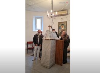 Imagini de la Sfânta Liturghie – Parohia Nașterea Maicii Domnului Mangalia (video)