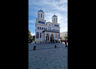 Sfânta Liturghie – Biserica ”Sfântul Mare Mucenic Gheorghe” din Mangalia – 14.10.2024