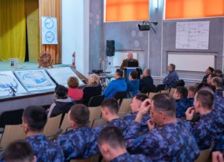 (video) Lansare de carte la Cercul Militar Mangalia: „Harta Navigatorului Stelar”, autor Comandor Vasile Chirilă
