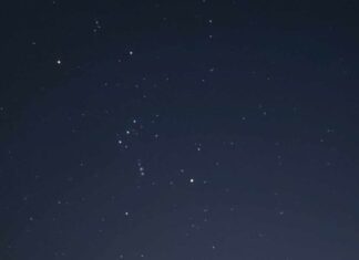 Astrofotografie spectaculoasă din Mangalia: Comandorul Vasile Chirilă surprinde frumusețea cerului nocturn