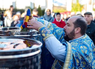 (video) Sfinţirea cea Mare a Apei – Biserica Sfântul Mare Mucenic Gheorghe Mangalia