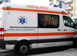 Un minor din Mangalia ar fi sărit pe geam în timpul recreației. Poliția a deschis dosar penal