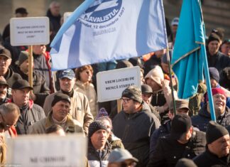 Navaliștii ies din nou în stradă: Proteste anunțate pe 9 mai la București pentru salvarea Damen Shipyards Mangalia