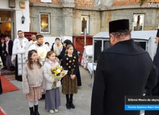 (video) IPS Teodosie a săvârșit Taina Sfântului Maslu la Parohia Nașterea Maicii Domnului din Mangalia