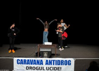 (video – foto) Caravana antidrog – „Drogul ucide”: Educație prin artă pentru adolescenții din Mangalia