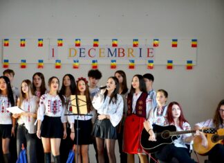 „Român voi fi mereu!” – Ziua Națională a României, sărbătorită cu emoție la Liceul Teoretic „Callatis”