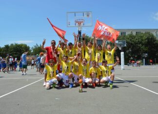 La mulți ani, MC Ball! 11 ani de pasiune pentru baschet