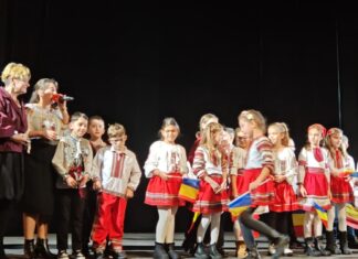 Premii pentru cei mai buni elevi, studenți și oameni de cultură ai Mangaliei, în cadrul Galei de Excelență „Cum Laudae”