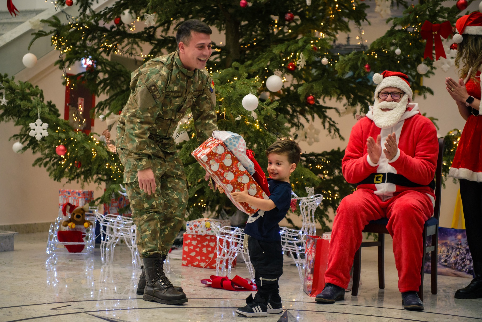 Spiritul sărbătorilor de iarnă la Statul Major al Forțelor Navale
