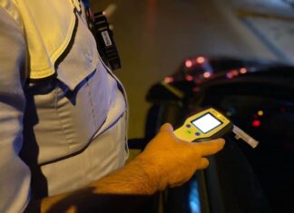 Pericol pe șoseaua Constanței din Mangalia: șofer băut, prins de polițiști
