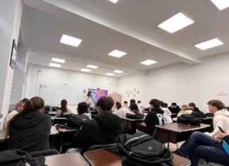 Ateliere de educație civică și gândire critică, la Liceul „Nicolae Bălcescu” din Medgidia