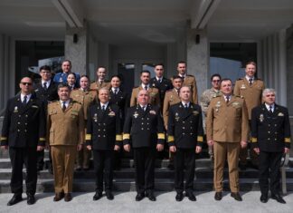 În premieră: prima promoție de ofițeri specializați în tehnologii spațiale și sisteme satelitare a absolvit la Academia Navală „Mircea cel Bătrân”