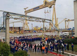 (video) Un nou protest la Damen Mangalia: Angajații protestează din cauza restanțelor salariale și cer soluții strategice pentru viitorul șantierului