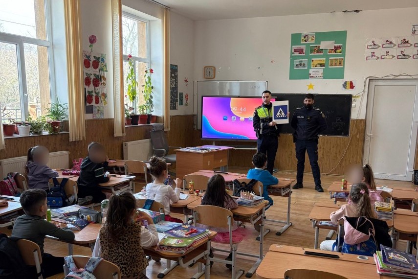 Polițiști din cadrul Poliției municipiului Mangalia