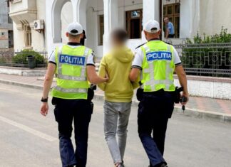 Bărbat de 24 de ani, arestat preventiv după ce a fost prins conducând fără permis, în Mangalia