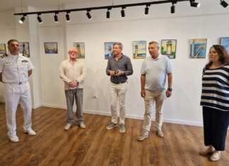 (video) Vernisajul expoziției „Sclipiri de statornicie”: Niculae Găgeanu, „pictorul farurilor”, a deschis seria evenimentelor dedicate Zilei Marinei la Mangalia